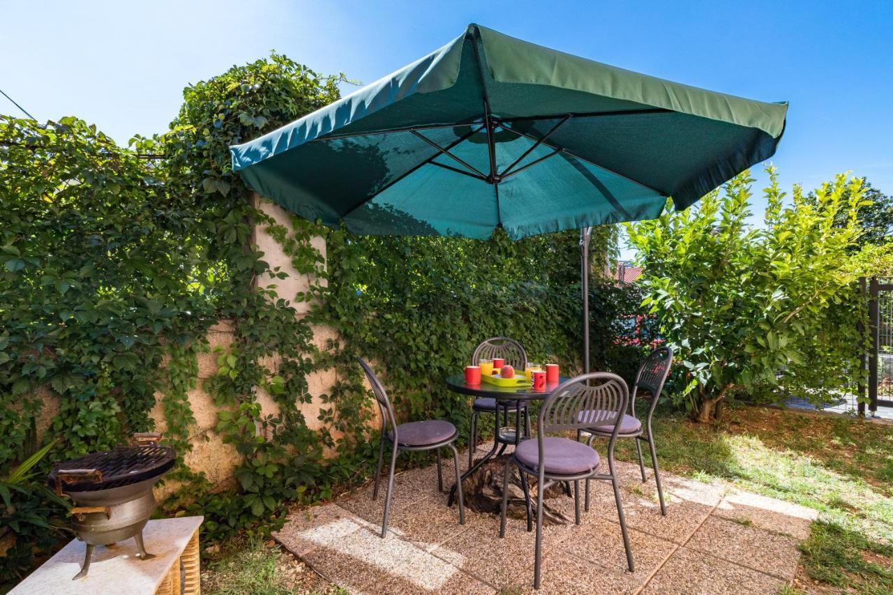 Apartment Villa Lora Пула Екстер'єр фото