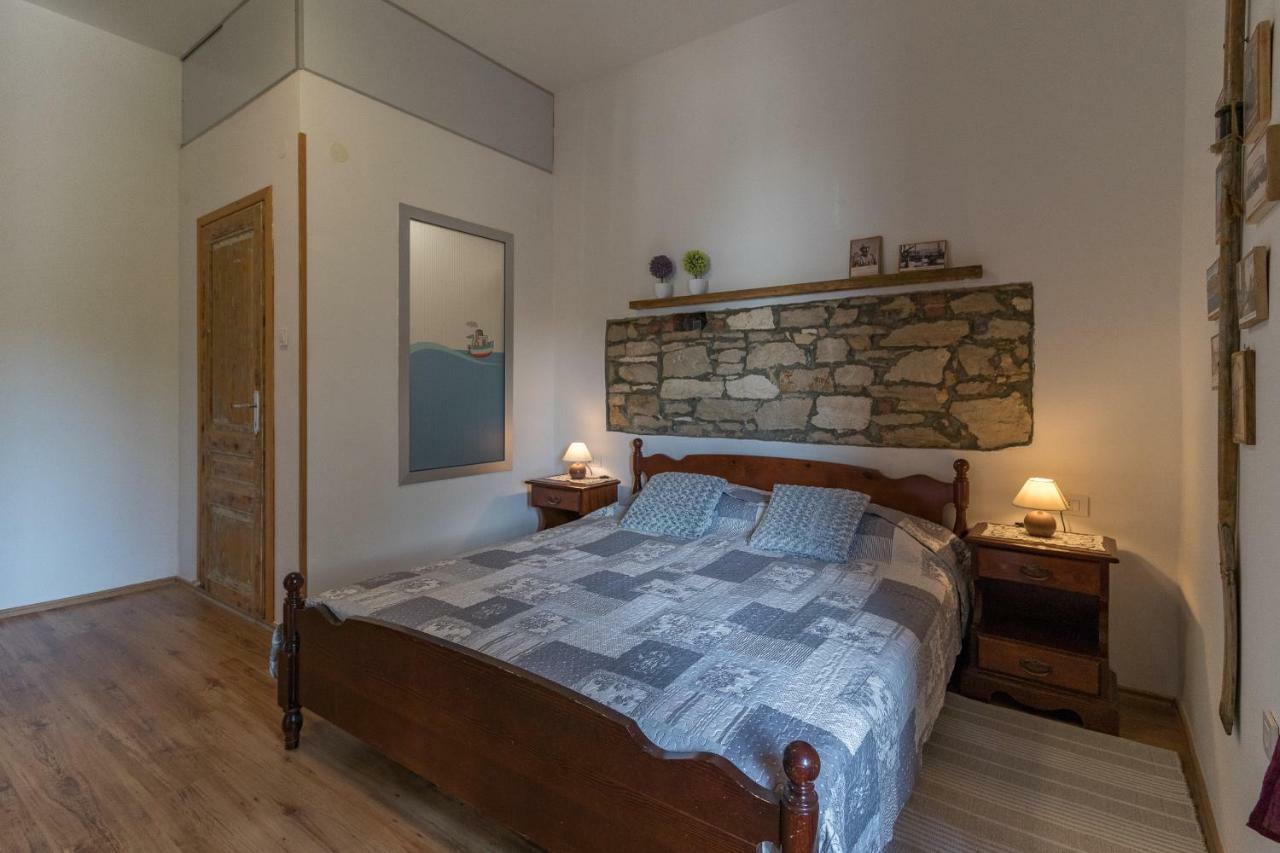 Apartment Villa Lora Пула Екстер'єр фото